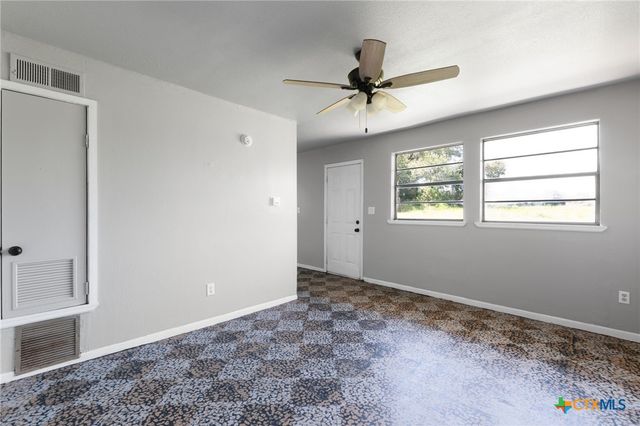 1210 Cloud Street, Lampasas, TX 76550