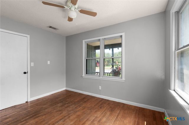 1210 Cloud Street, Lampasas, TX 76550