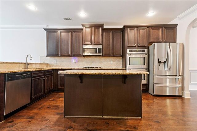 416 Fairway Drive, Acworth, GA 30101