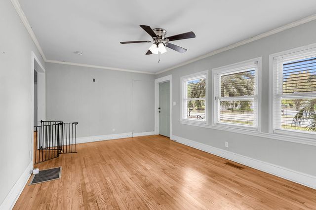2334 Midland Park Road, North Charleston, SC 29406