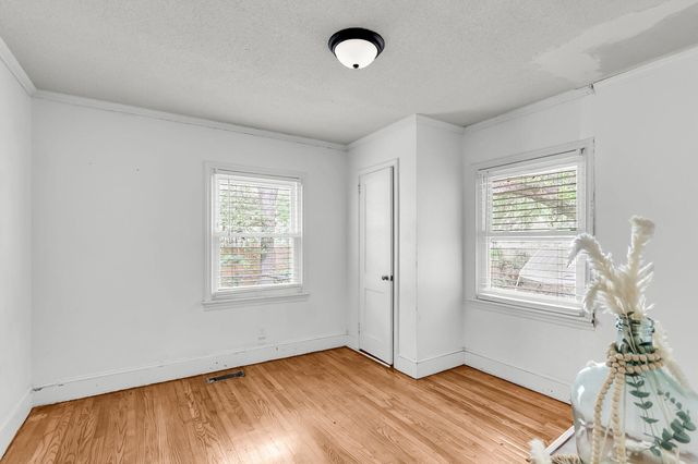 2334 Midland Park Road, North Charleston, SC 29406