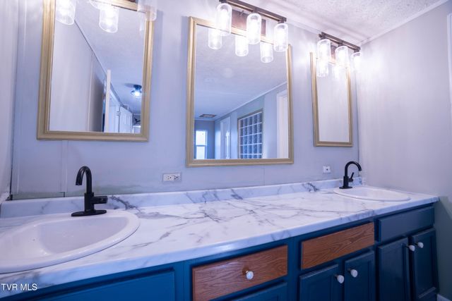 55 Kay Miller Lane, Chuckey, TN 37641