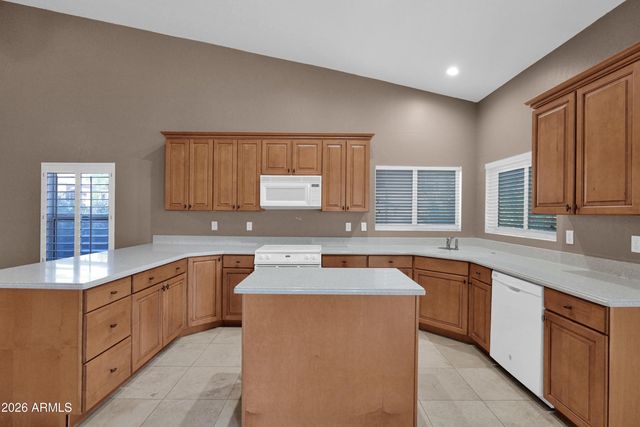 3115 E BIGHORN Avenue, Phoenix, AZ 85048