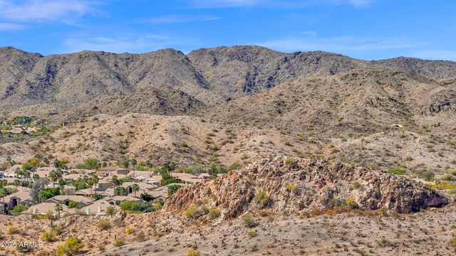 3115 E BIGHORN Avenue, Phoenix, AZ 85048