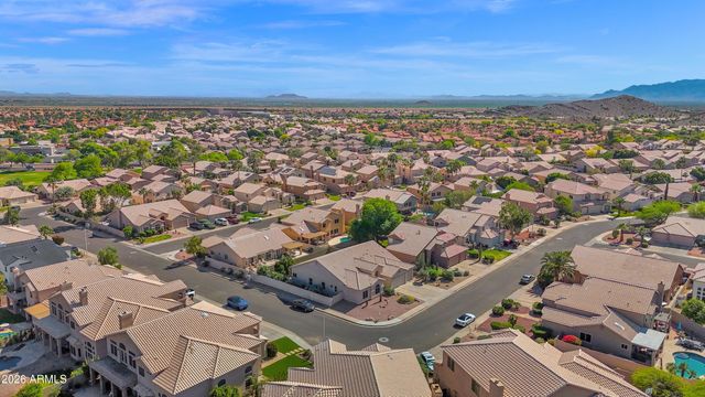 3115 E BIGHORN Avenue, Phoenix, AZ 85048