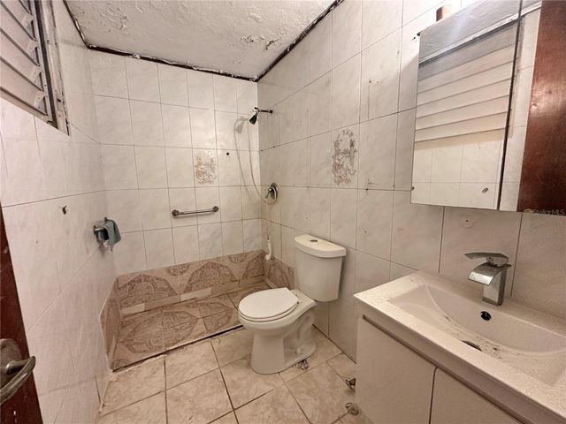 AR-10 CALLE 37 REPARTO TERESITA, Bayamon, PR 00961