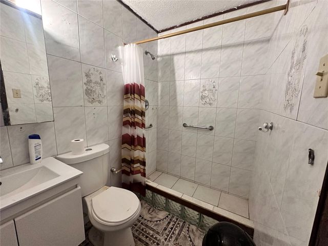 AR-10 CALLE 37 REPARTO TERESITA, Bayamon, PR 00961