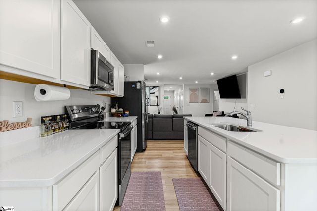 145 Davis Grove Lane, Piedmont, SC 29673