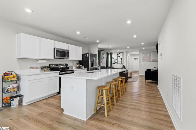 145 Davis Grove Lane, Piedmont, SC 29673