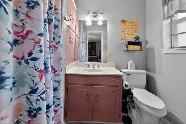 15515 Nell Lynn Lane, Tyler, TX 75707