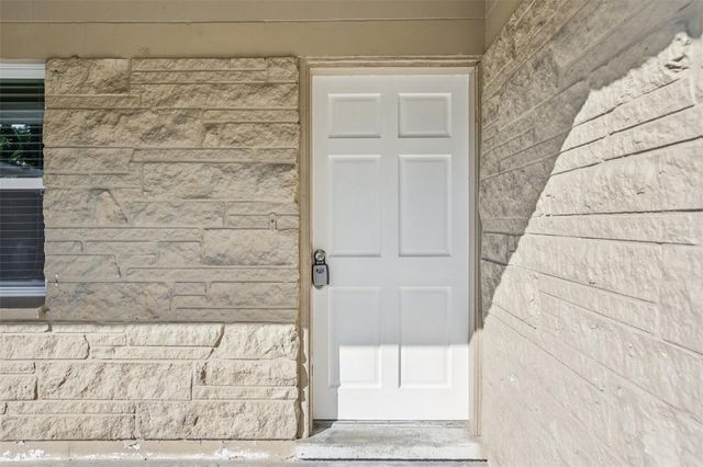 204 E SHELL POINT ROAD, Ruskin, FL 33570