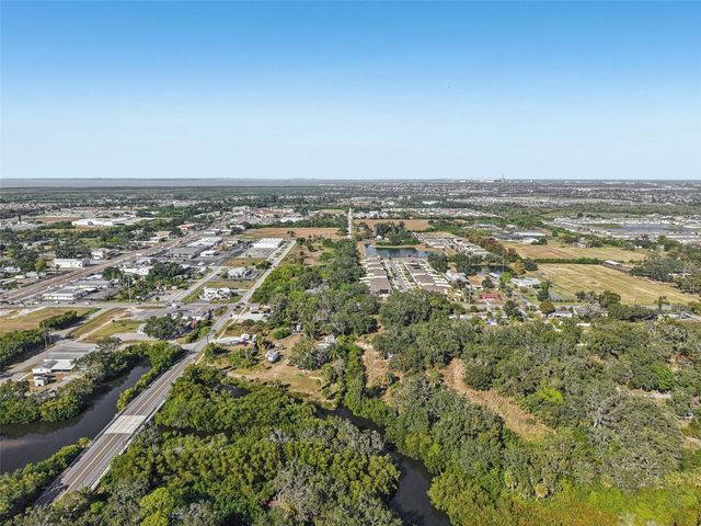 204 E SHELL POINT ROAD, Ruskin, FL 33570