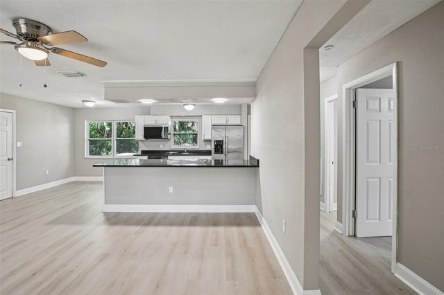 204 E SHELL POINT ROAD, Ruskin, FL 33570