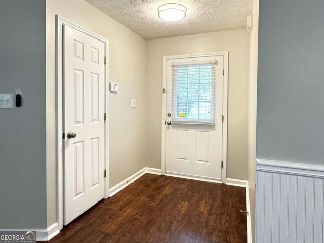 73 Canterbury Drive, Grantville, GA 30220