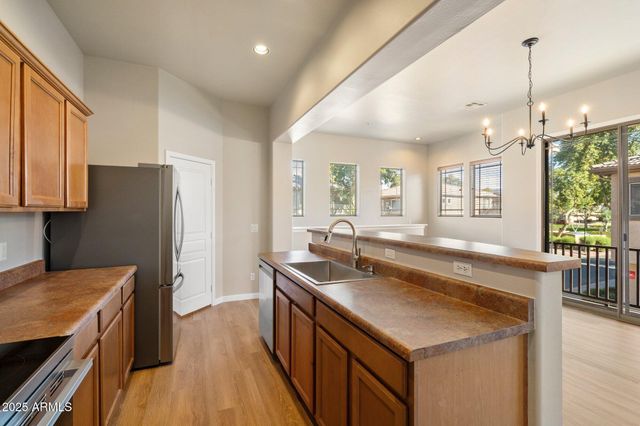 1225 N 36TH Street 2043, Phoenix, AZ 85008