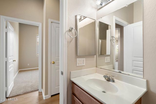 1225 N 36TH Street 2043, Phoenix, AZ 85008