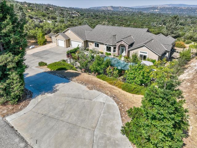 31364 Quartz Mountain Road, Coarsegold, CA 93614