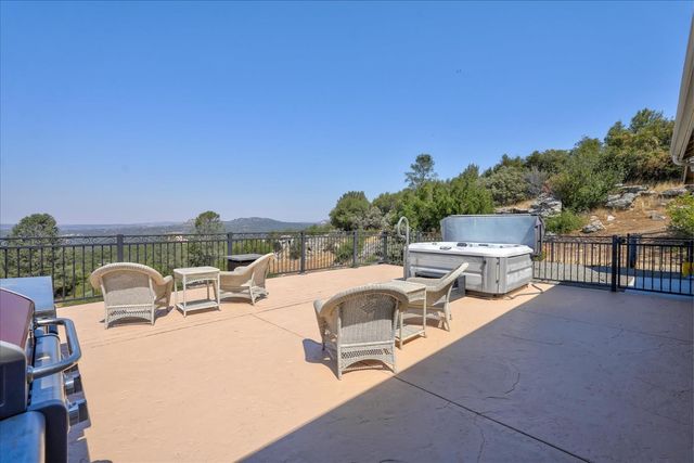 31364 Quartz Mountain Road, Coarsegold, CA 93614