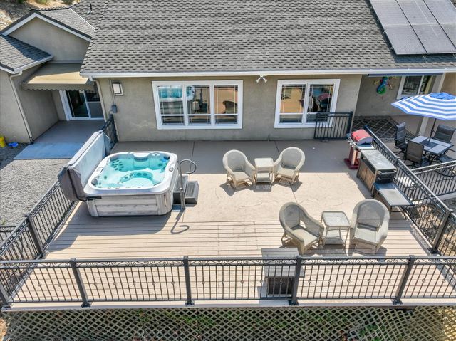 31364 Quartz Mountain Road, Coarsegold, CA 93614