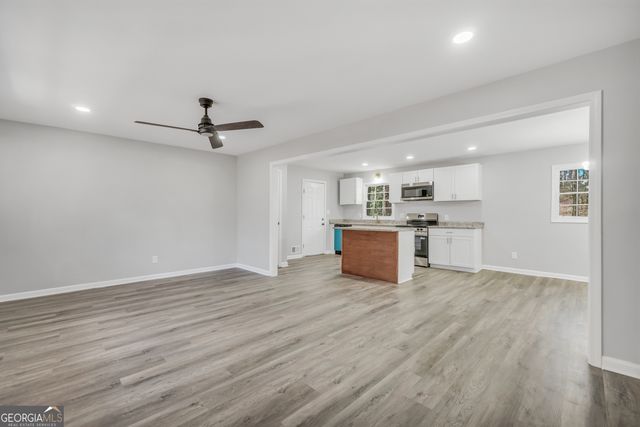 4022 Creel Drive, Lithia Springs, GA 30122