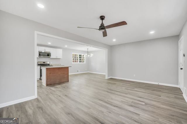 4022 Creel Drive, Lithia Springs, GA 30122