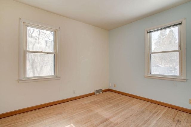 1105 11th Street S, Moorhead, MN 56560