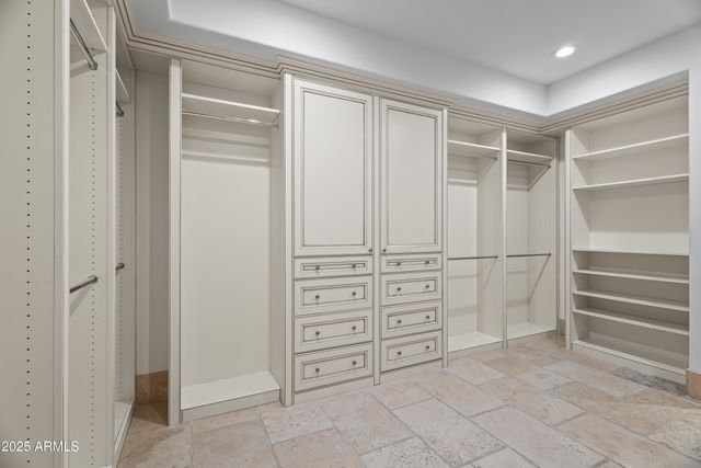 4949 E LINCOLN Drive 16, Paradise Valley, AZ 85253