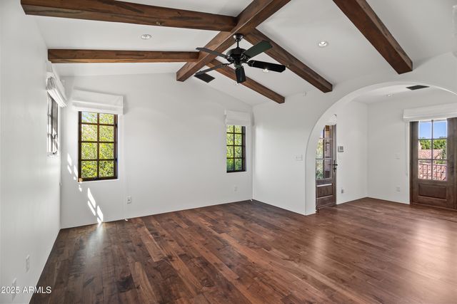 4949 E LINCOLN Drive 16, Paradise Valley, AZ 85253