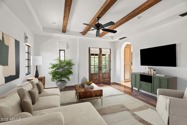 4949 E LINCOLN Drive 16, Paradise Valley, AZ 85253