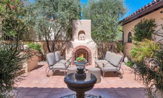 4949 E LINCOLN Drive 16, Paradise Valley, AZ 85253