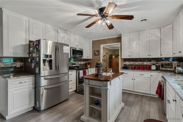 10904 Burleigh Dr, South Prince George, VA 23805