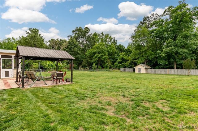 10904 Burleigh Dr, South Prince George, VA 23805