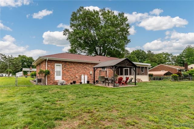 10904 Burleigh Dr, South Prince George, VA 23805