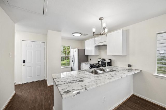 6106 Settlers Lake Circle E, Katy, TX 77449