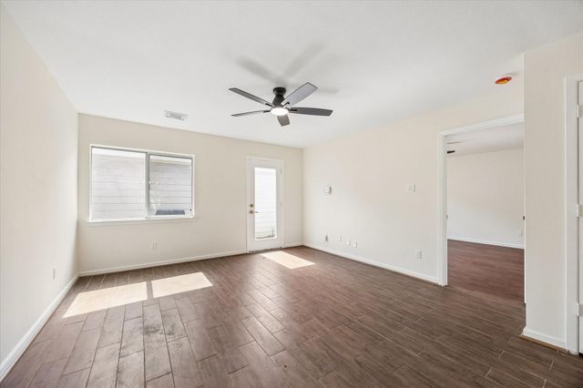 6106 Settlers Lake Circle E, Katy, TX 77449