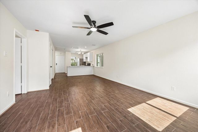 6106 Settlers Lake Circle E, Katy, TX 77449