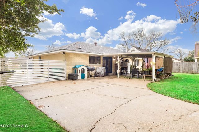 100 Dijon Drive, Lafayette, LA 70506