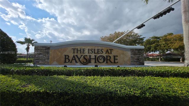 9207 SW 227th St 3, Cutler Bay, FL 33190