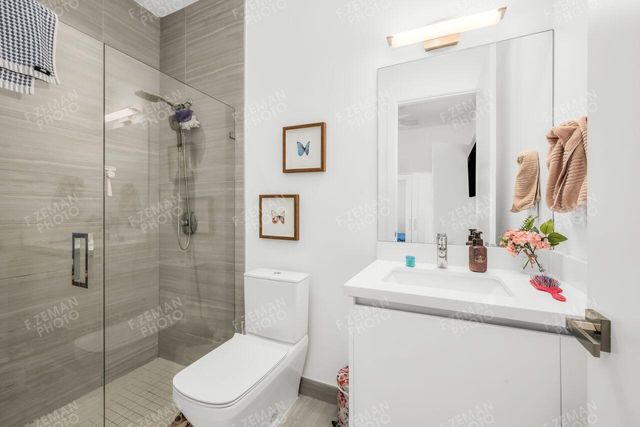 16550 Sunset Way, Weston, FL 33326
