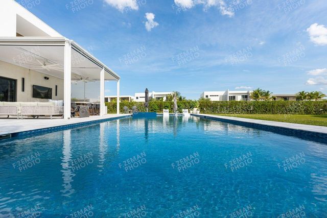16550 Sunset Way, Weston, FL 33326