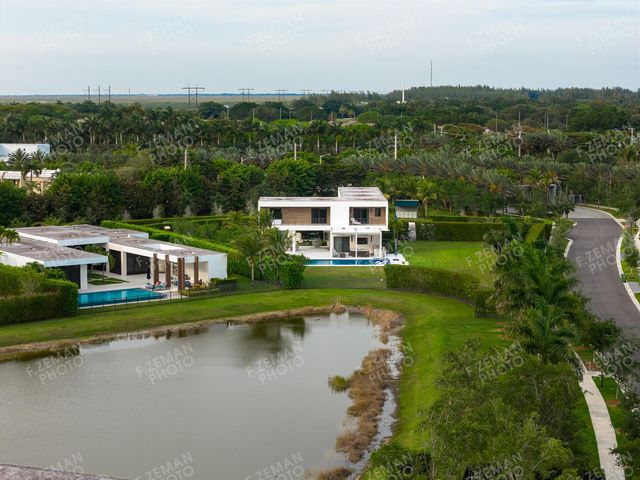 16550 Sunset Way, Weston, FL 33326