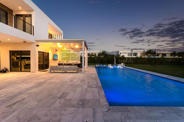 16550 Sunset Way, Weston, FL 33326