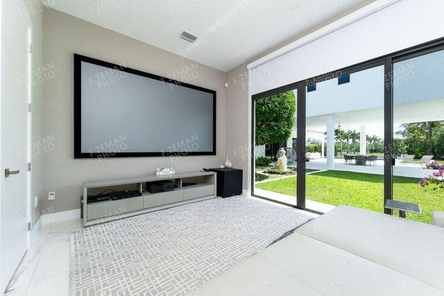 16550 Sunset Way, Weston, FL 33326