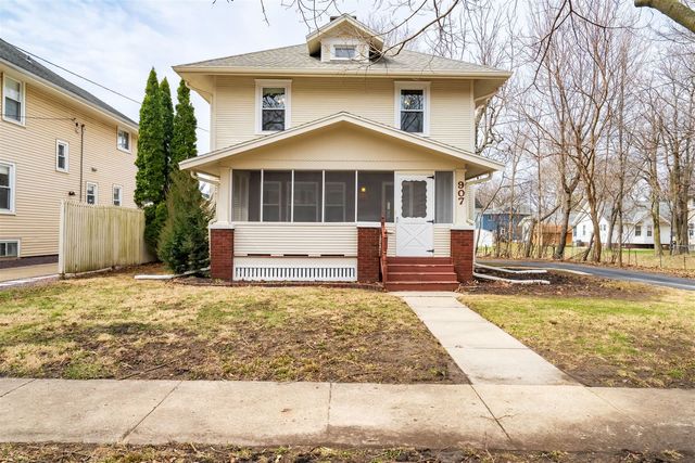 907 S Fell Avenue, Normal, IL 61761