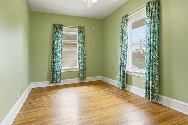 907 S Fell Avenue, Normal, IL 61761