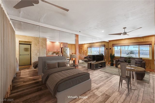 4600 Paradise Road 40, Las Vegas, NV 89169