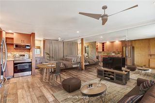 4600 Paradise Road 40, Las Vegas, NV 89169