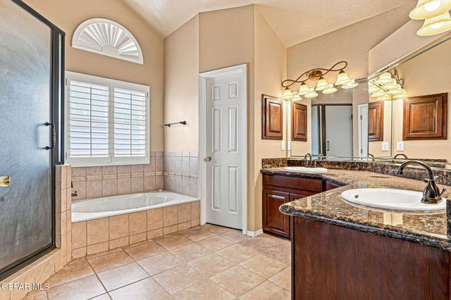 6443 LOMA DE CRISTO Drive, El Paso, TX 79912