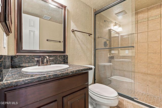 6443 LOMA DE CRISTO Drive, El Paso, TX 79912