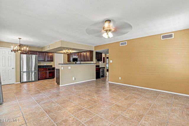 6443 LOMA DE CRISTO Drive, El Paso, TX 79912